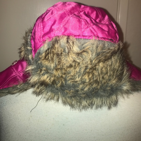 Forever 21 Accessories - Forever 21 faux fur pink winter trapper snow hat
